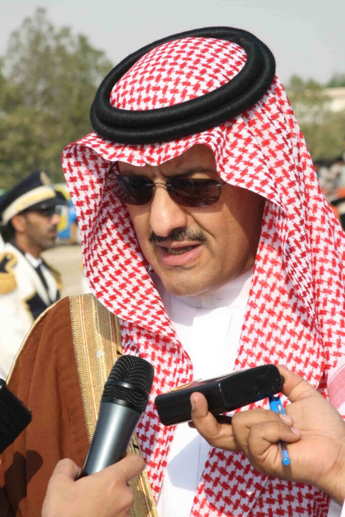 ﺘﻨﻈﻴﻢ وتنفيذ بطولة الإنجراف بالسيارات ضمن موسم الشرقية