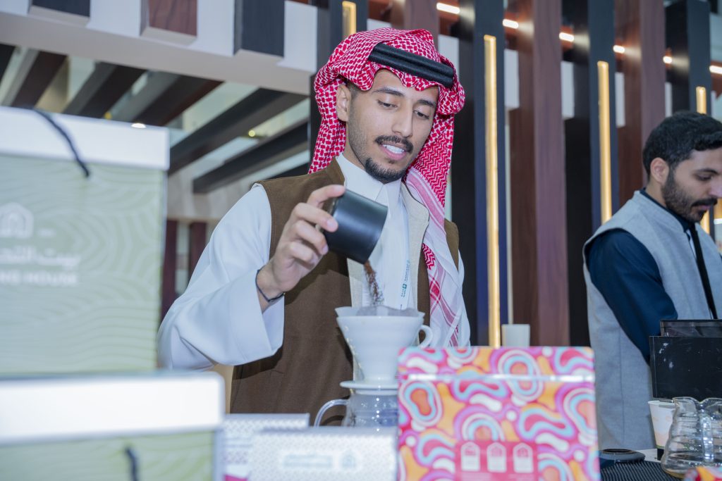 تصميم وتنفيذ جناح بيت التحميص