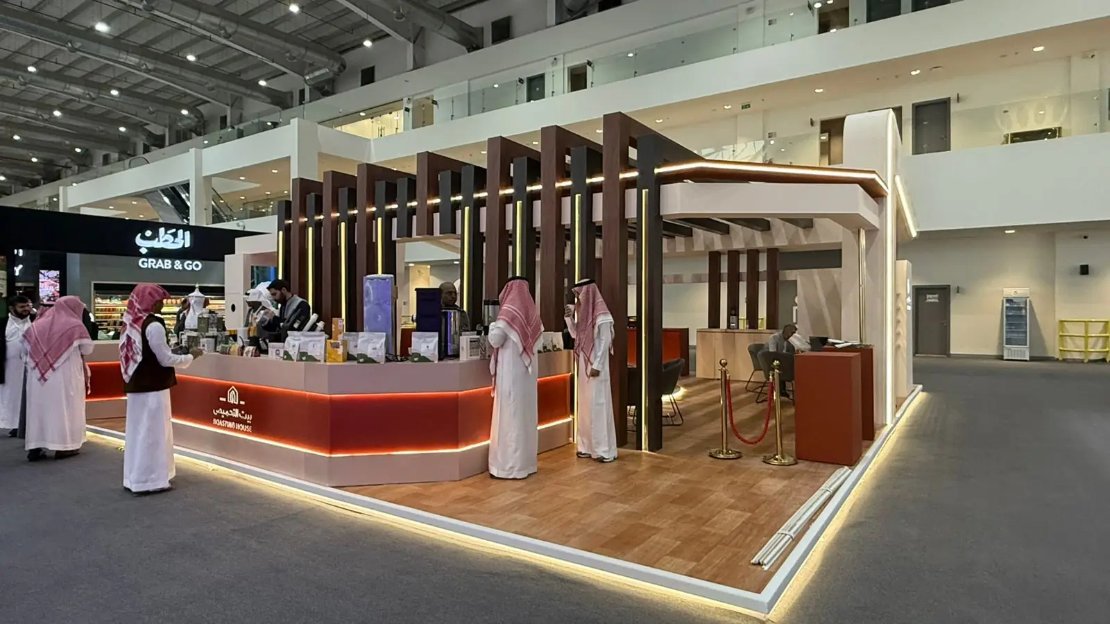 تصميم أجنحة الأغذية والضيافة: كيف تُغري الحواس في معرض Saudi Food Show
