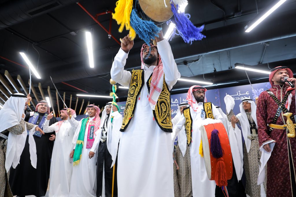 تصميم وتنفيذ احتفالات اليوم الوطني السعودي الـ96 في أربعة مواقع لشركة صافولا بالتزامن